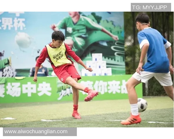 蒙牛足球明星的名字揭晓他在绿茵场上的表现引发热议